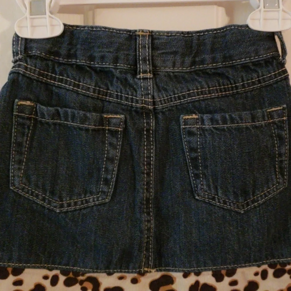 Hp🌻gymboree Denim skirt with Leopard hem